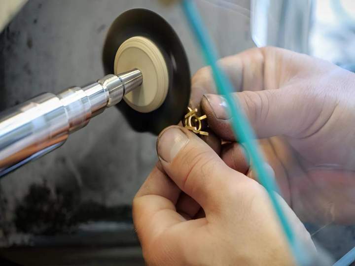 Nous redonnons vie à vos joyaux.